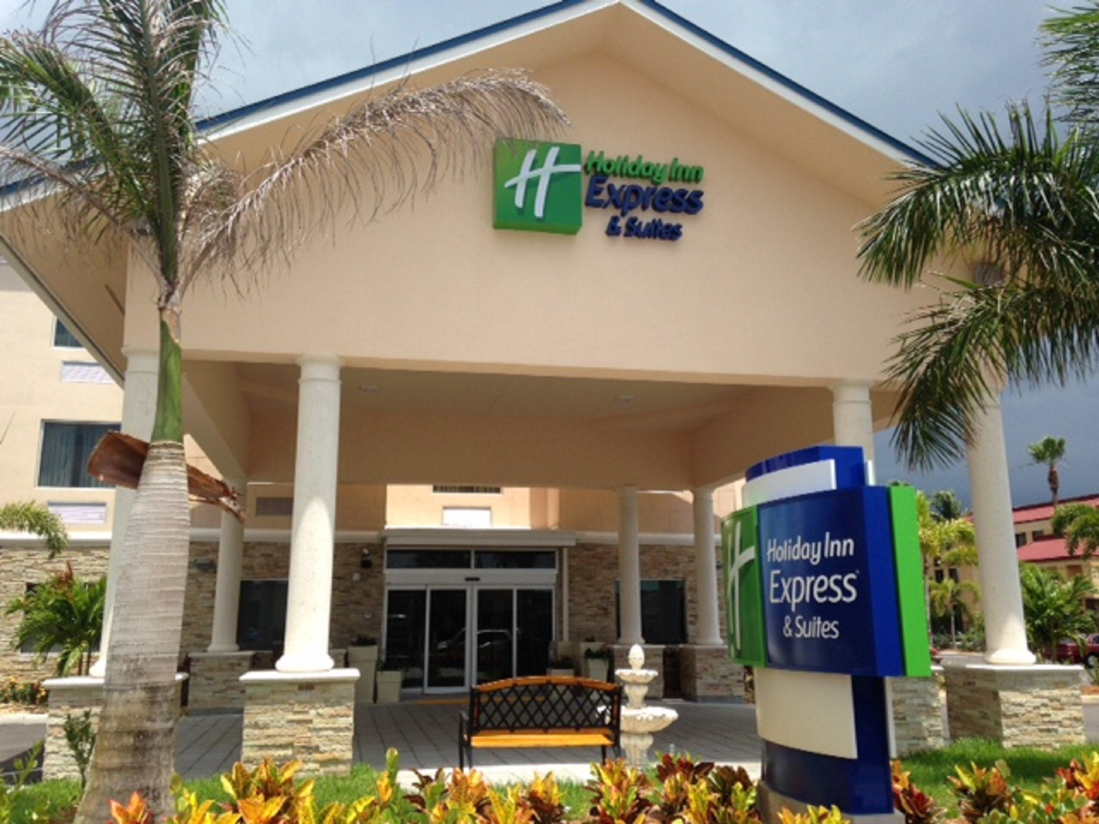 Holiday Inn Express & Suites Lantana By Ihg Exteriér fotografie